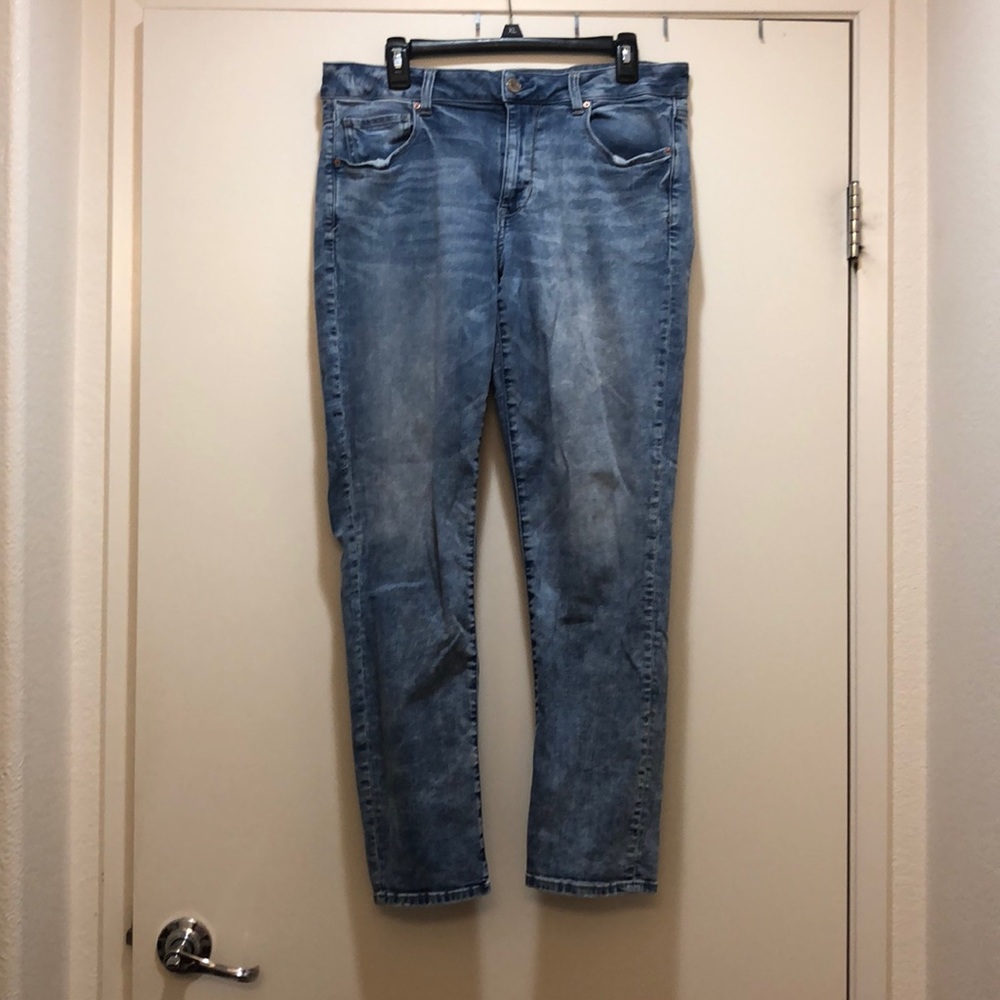 Acid wash American Eagle jeans